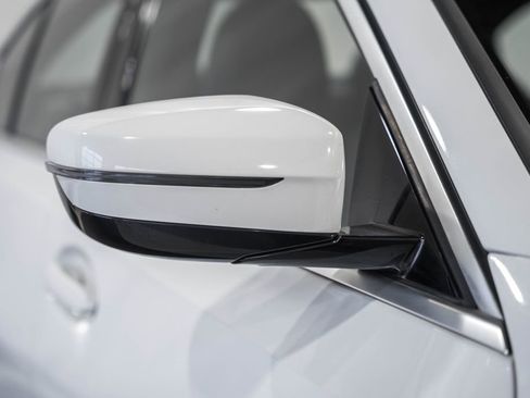 Used 2019 BMW 330i Sedan w/ Driving Assistance Package image 14