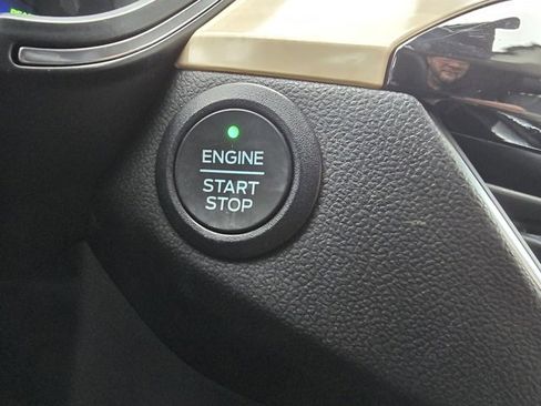 Used 2022 Ford Escape Titanium w/ Titanium Premium Package image 25