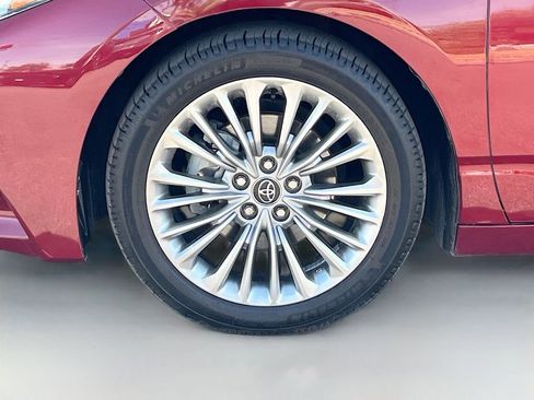 Used 2020 Toyota Avalon Limited w/ Advanced Safety Package FWD image 33