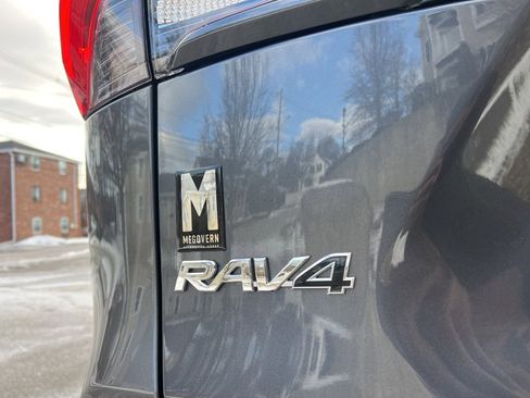 Used 2023 Toyota RAV4 XLE image 10