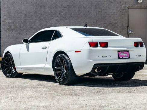 Used 2013 Chevrolet Camaro SS w/ SS Performance Package RWD image 43