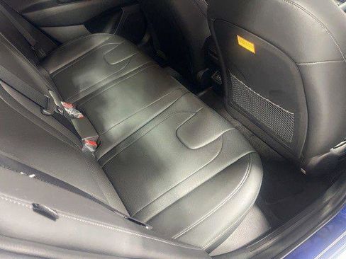 New 2025 Hyundai Elantra Limited FWD image 26