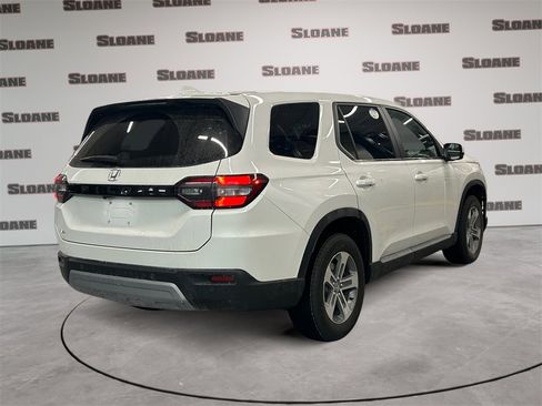 New 2025 Honda Pilot EX-L image 5