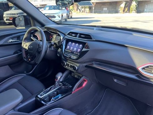 Used 2023 Chevrolet TrailBlazer RS w/ Sun and Liftgate Package AWD/4WD image 29
