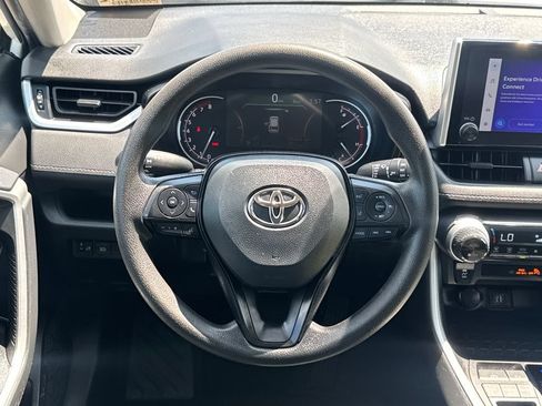 Used 2023 Toyota RAV4 XLE FWD image 13