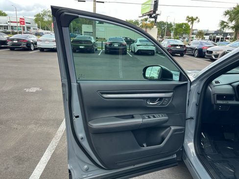 Used 2025 Honda CR-V Sport-L image 26