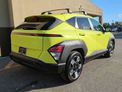 Certified 2024 Hyundai Kona SEL w/ Convenience Package image 4