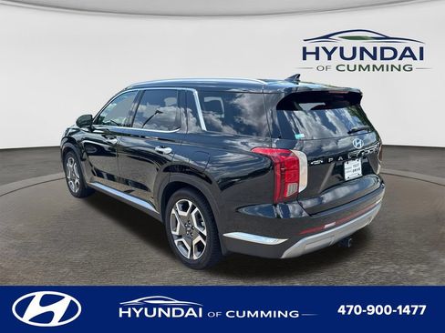 Used 2023 Hyundai Palisade Limited FWD image 6