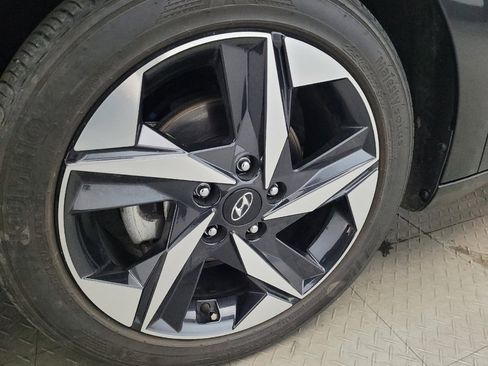 Used 2023 Hyundai Elantra SEL w/ Convenience Package image 31