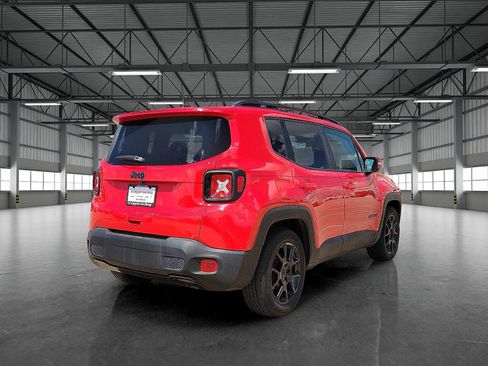 Used 2020 Jeep Renegade Altitude image 4