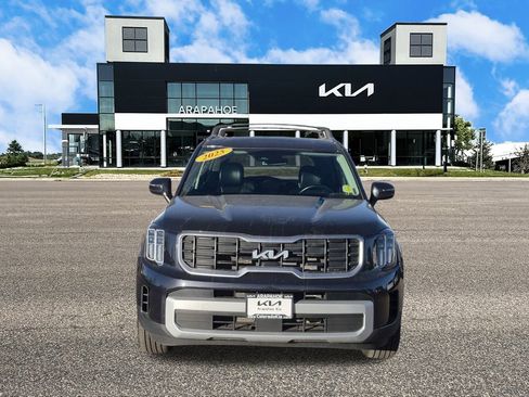Certified 2025 Kia Telluride S image 4