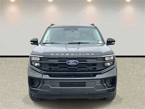 New 2026 Ford Expedition Max Active image 2