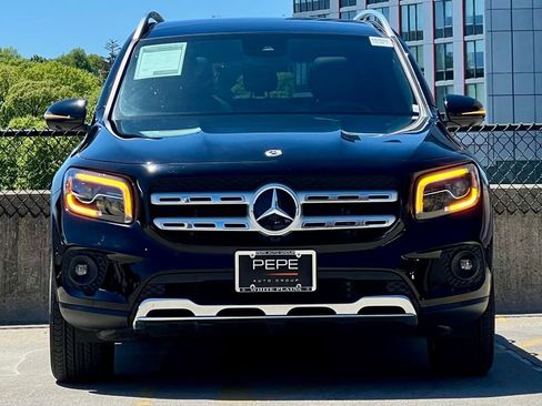 Certified 2023 Mercedes-Benz GLB 250 4MATIC image 3