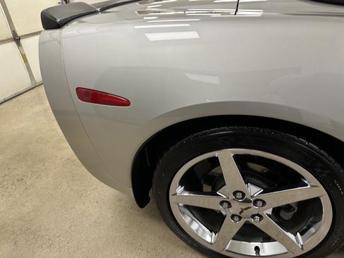 Used 2008 Chevrolet Corvette Convertible w/ Preferred Equipment Group image 18