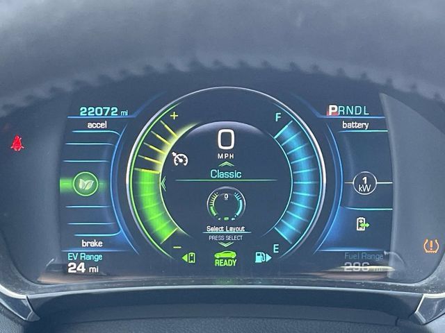 Used 2017 Chevrolet Volt Premier w/ Driver Confidence II Package FWD image 43