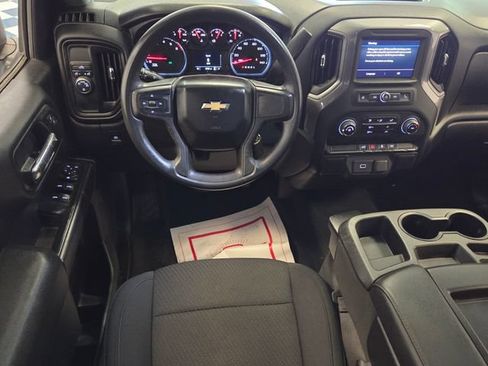 Used 2020 Chevrolet Silverado 1500 Custom w/ Custom Value Package RWD image 7
