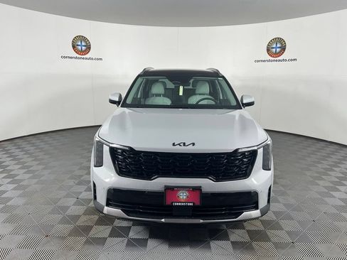 Used 2025 Kia Sorento S w/ Panoramic Sunroof Package AWD/4WD image 16