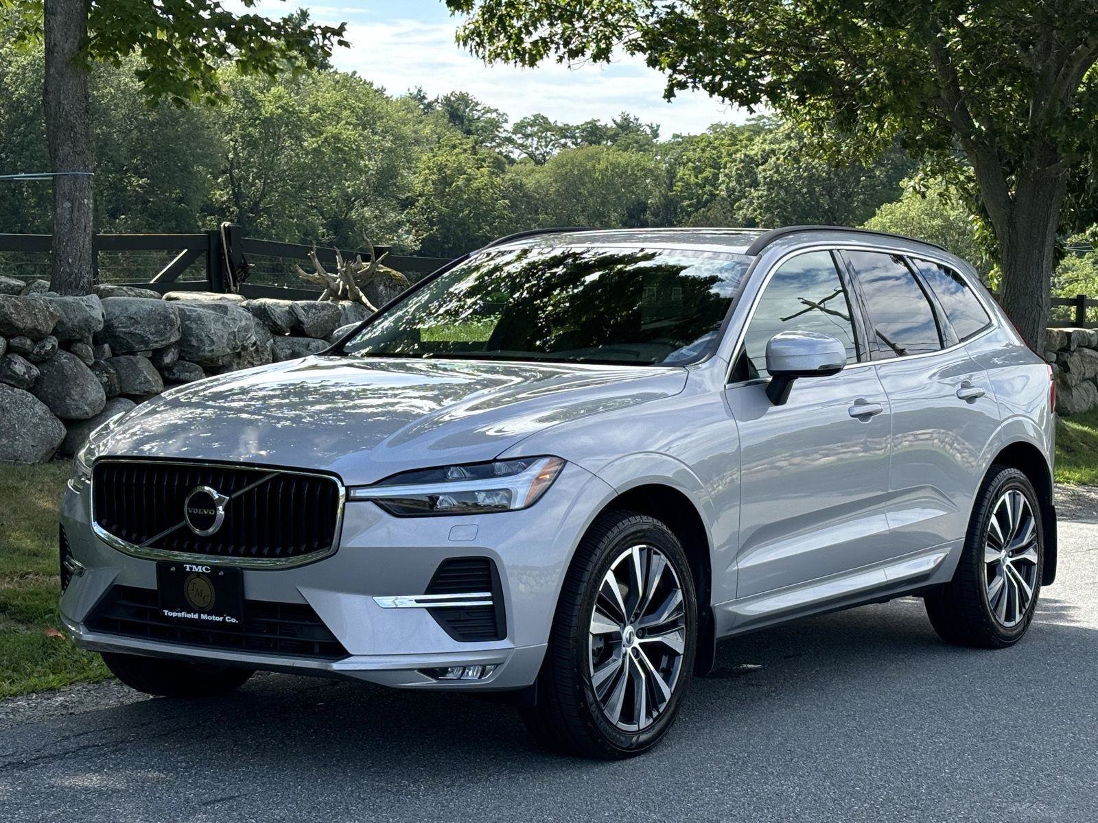 Used 2022 Volvo XC60 B5 Momentum w/ Climate Package AWD/4WD image 10