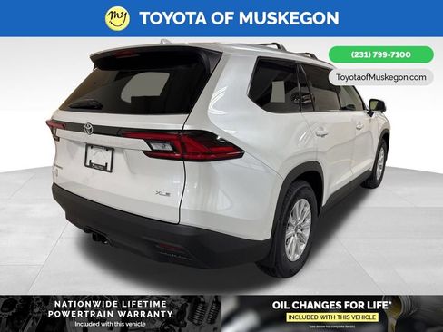 New 2026 Toyota Grand Highlander XLE image 7