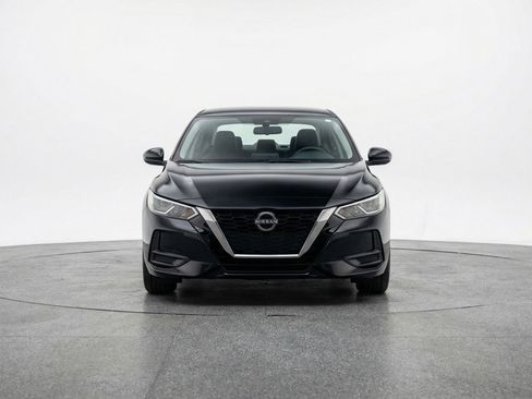 Used 2025 Nissan Sentra S FWD image 2