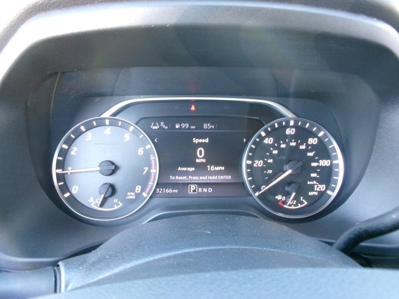 Used 2022 Nissan Titan SV RWD image 15