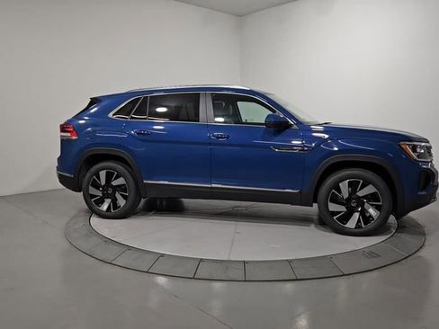 New 2025 Volkswagen Atlas Cross Sport SEL image 6