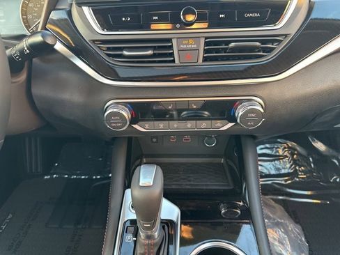 New 2025 Nissan Altima 2.5 SR w/ SR Premium Package image 20