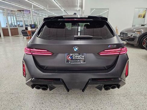Used 2025 BMW M5 Touring w/ M Driver's Package AWD/4WD image 5