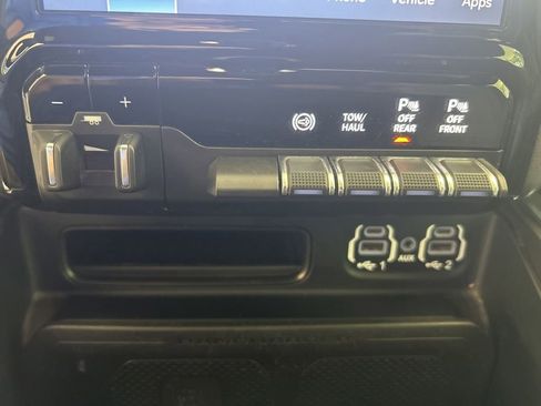 Used 2024 RAM 2500 Laramie w/ Night Edition AWD/4WD image 52