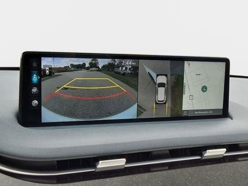 New 2024 Genesis Electrified GV70 Advanced image 14