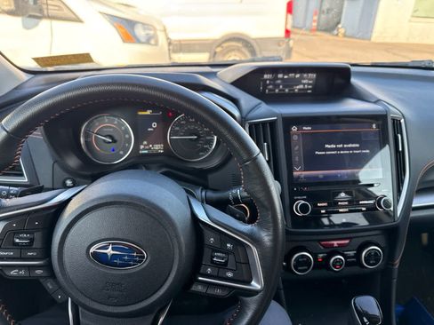 Used 2023 Subaru Crosstrek 2.5i Limited AWD/4WD image 18