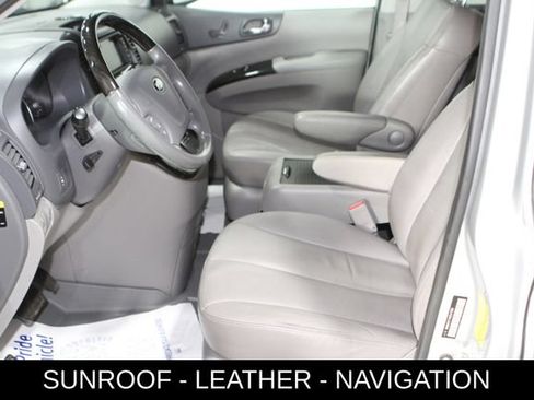 Used 2014 Kia Sedona EX w/ Navigation Package FWD image 15