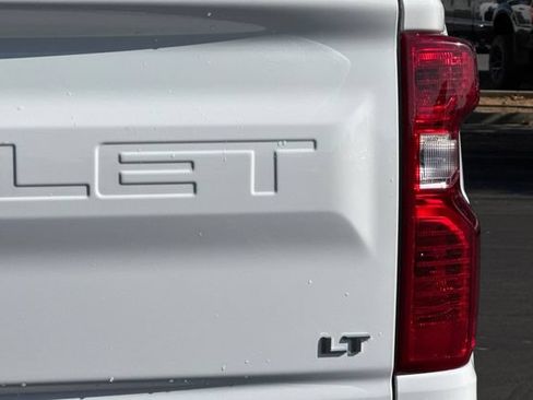 Used 2025 Chevrolet Silverado 1500 LT AWD/4WD image 51
