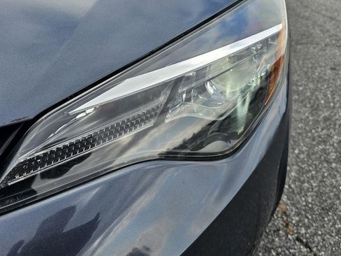 Used 2019 Toyota Corolla LE image 20