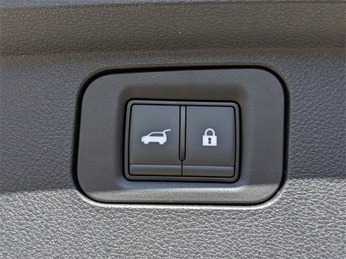 New 2026 Nissan Armada SL w/ Captain's Chari Seat Package image 15