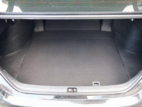 Used 2019 Toyota Camry XSE FWD image 37