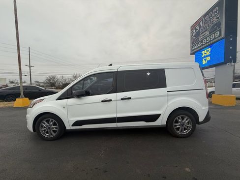 Used 2022 Ford Transit Connect XLT image 6