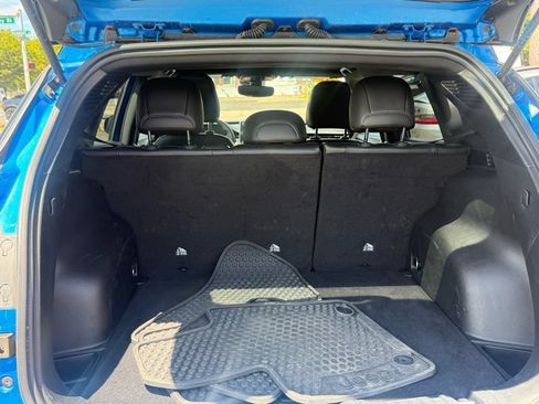 Used 2025 Jeep Compass Trailhawk AWD/4WD image 45