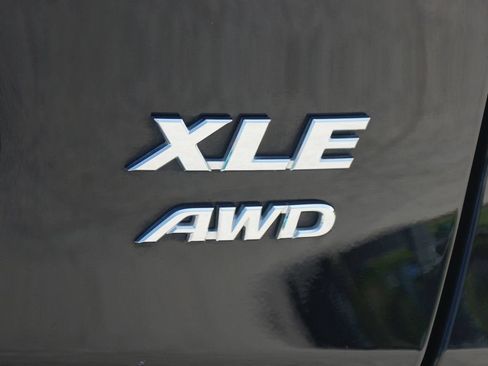 Used 2023 Toyota RAV4 XLE w/ Convenience Package AWD/4WD image 19