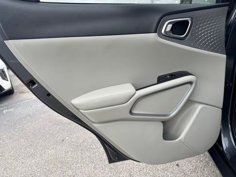 Certified 2024 Kia Soul LX FWD image 12
