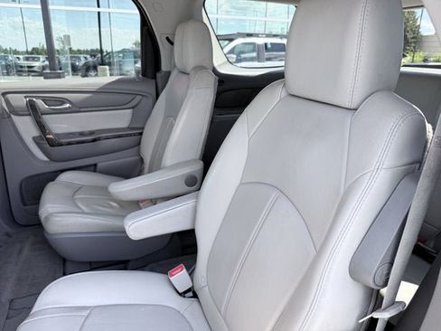 Used 2014 GMC Acadia SLT FWD image 18