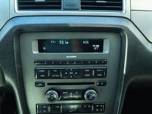 Used 2011 Ford Mustang GT Premium w/ Comfort Pkg image 40