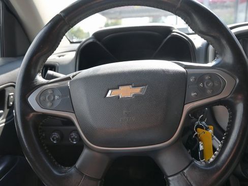Used 2016 Chevrolet Colorado Z71 image 12