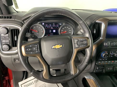 Used 2019 Chevrolet Silverado 1500 High Country w/ Technology Package AWD/4WD image 19