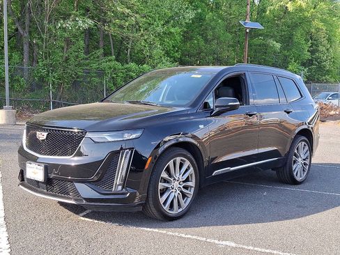 Used 2020 Cadillac XT6 Sport AWD/4WD image 3