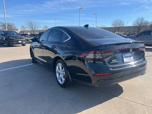 Certified 2025 Honda Accord LX image 7