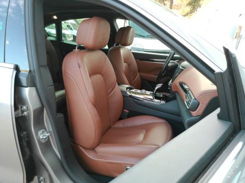 Used 2022 Maserati Levante GT image 24