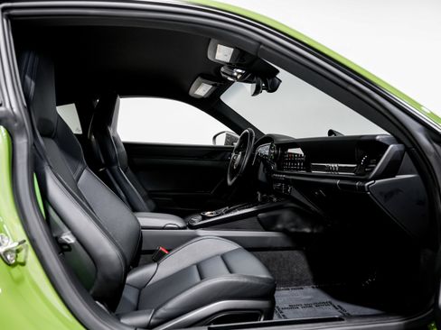 Used 2024 Porsche 911 Carrera T image 28