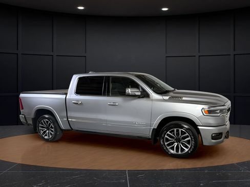 Used 2026 RAM 1500 Limited w/ Body Color Bumper Group AWD/4WD image 6