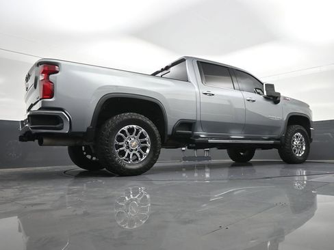 Used 2024 Chevrolet Silverado 2500 LTZ w/ LTZ Premium Package AWD/4WD image 29